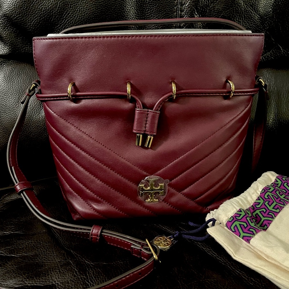 Tory Burch KIRA CHEVRON MINI BUCKET BAG Burgundy - Picture 2 of 12